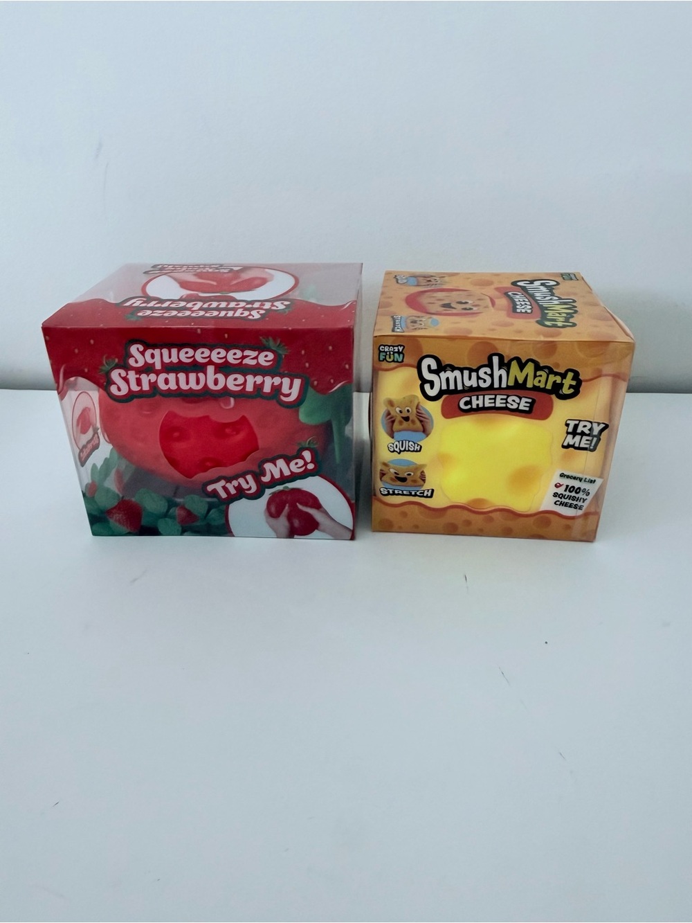 Squeezee Strawberry and SmushMart Cheese